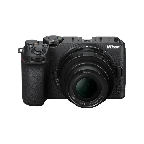 NIKON Z30 + NIKKOR Objektiv Z DX 16-50mm f/3.5-6.3 VR