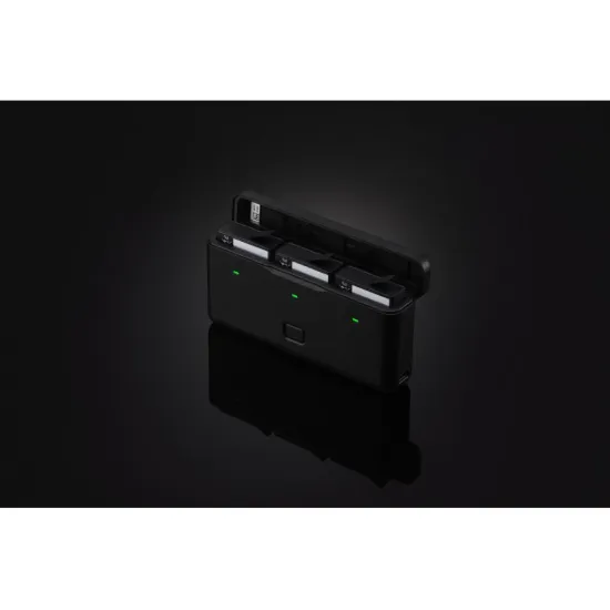 DJI Osmo Action 3 Multifunctional Battery Case - Intelligently fast charges 3 batteries, OA4, OA3