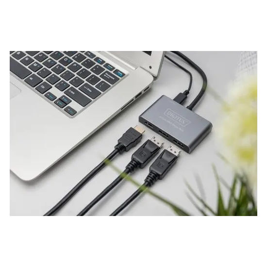 Digitus Adapter video Hub DisplayPort - 2x DisplayPort + HDMI