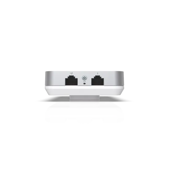 Ubiquiti Access Point UAP-AC-IW, AC1200 (WiFi 5), dual-band 2x2 MIMO, do 1.2Gbps, 3x GbE, PoE 802.3af with PoE passthrough, wall