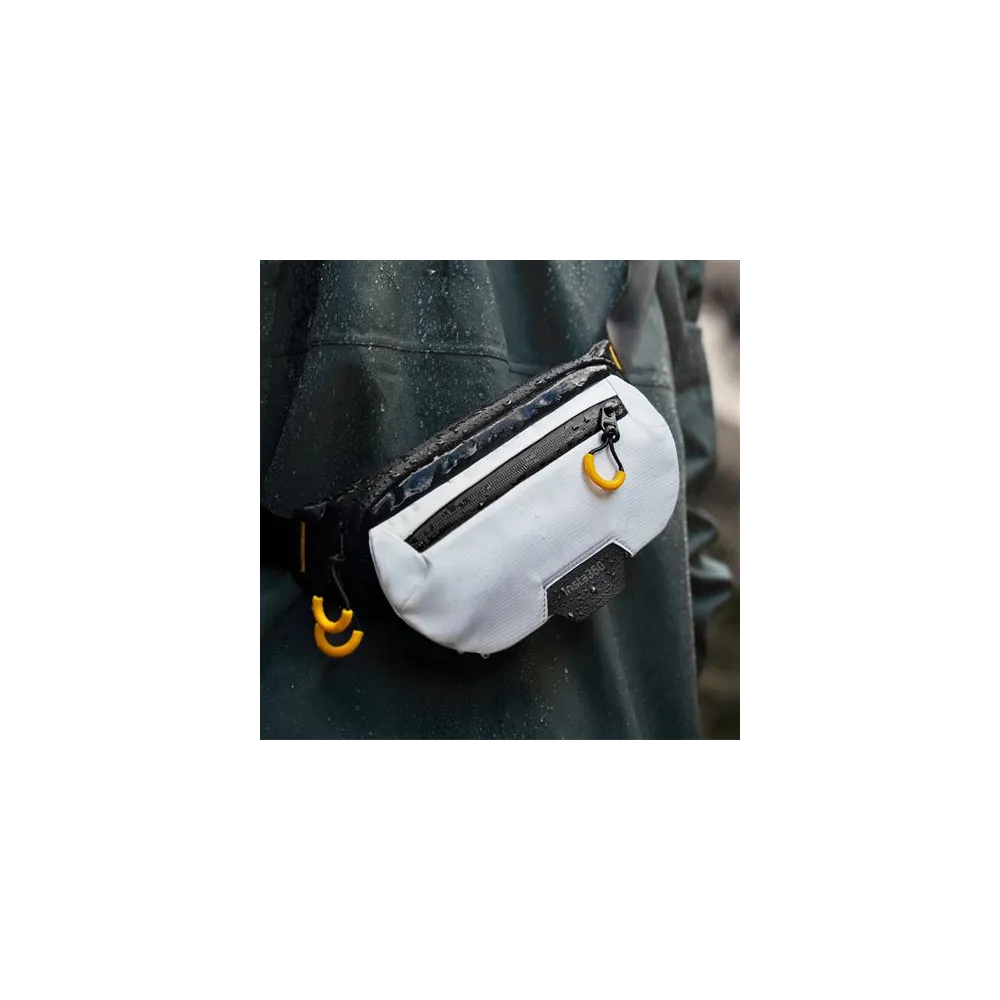 Insta360 Everyday Crossbody Bag (White)